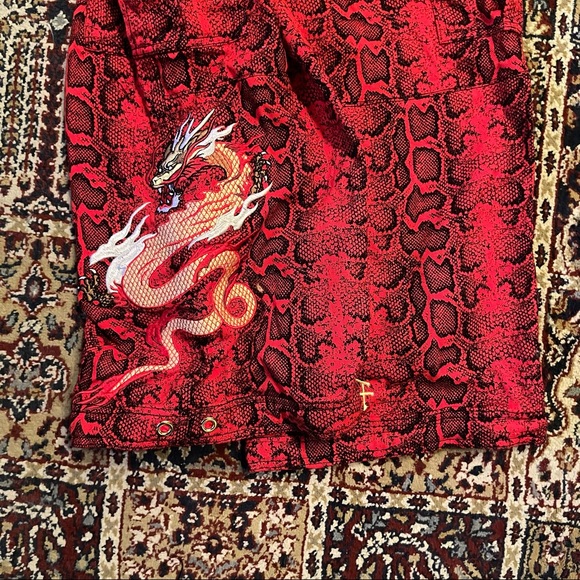 🌈 Gorgeous embroidered street snake jeans - Picture 7 of 11